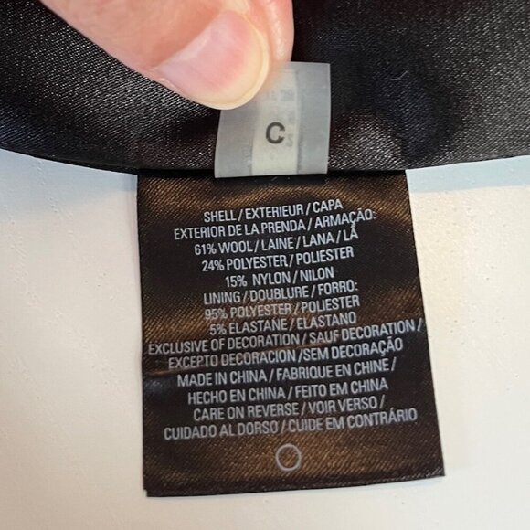 Elie Tahari Animal Print Mini Skirt | Size US 2 - Picture 7 of 7